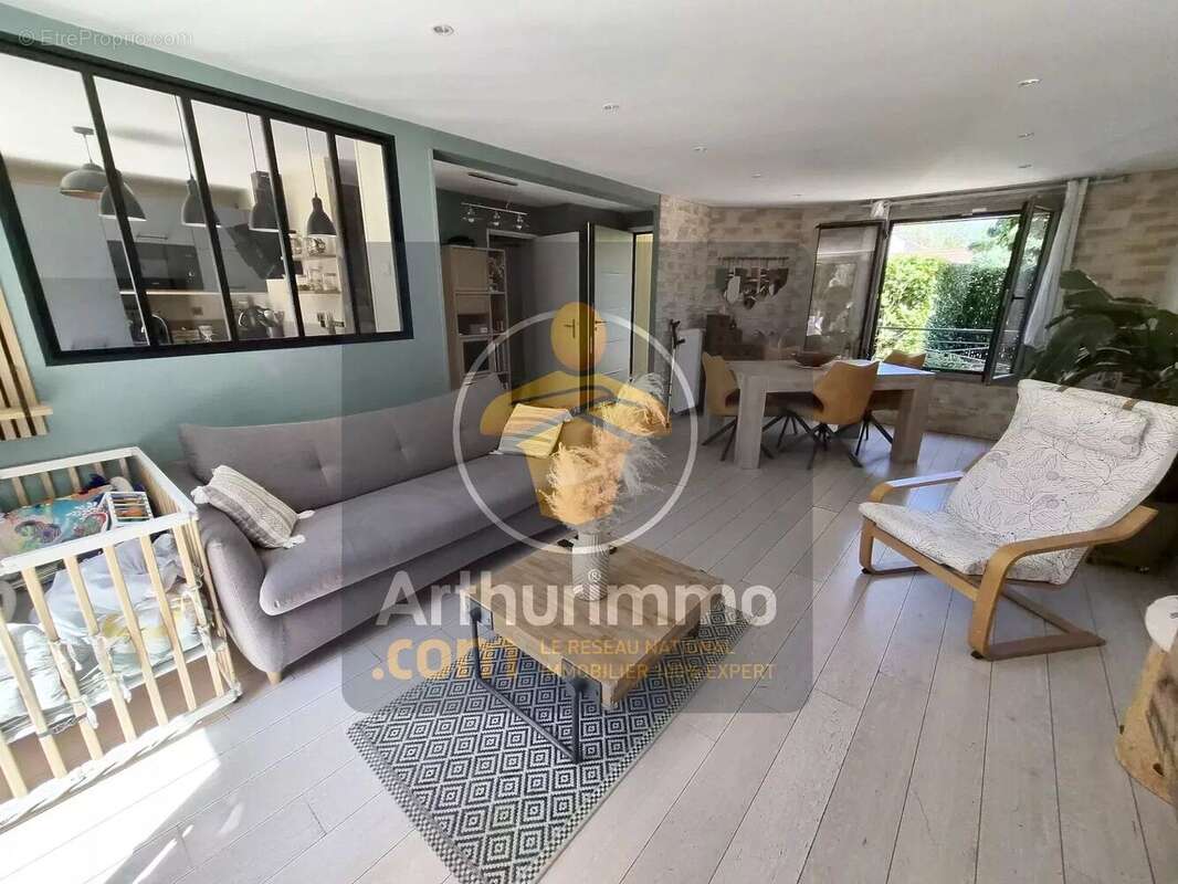 Maison à PONTAULT-COMBAULT