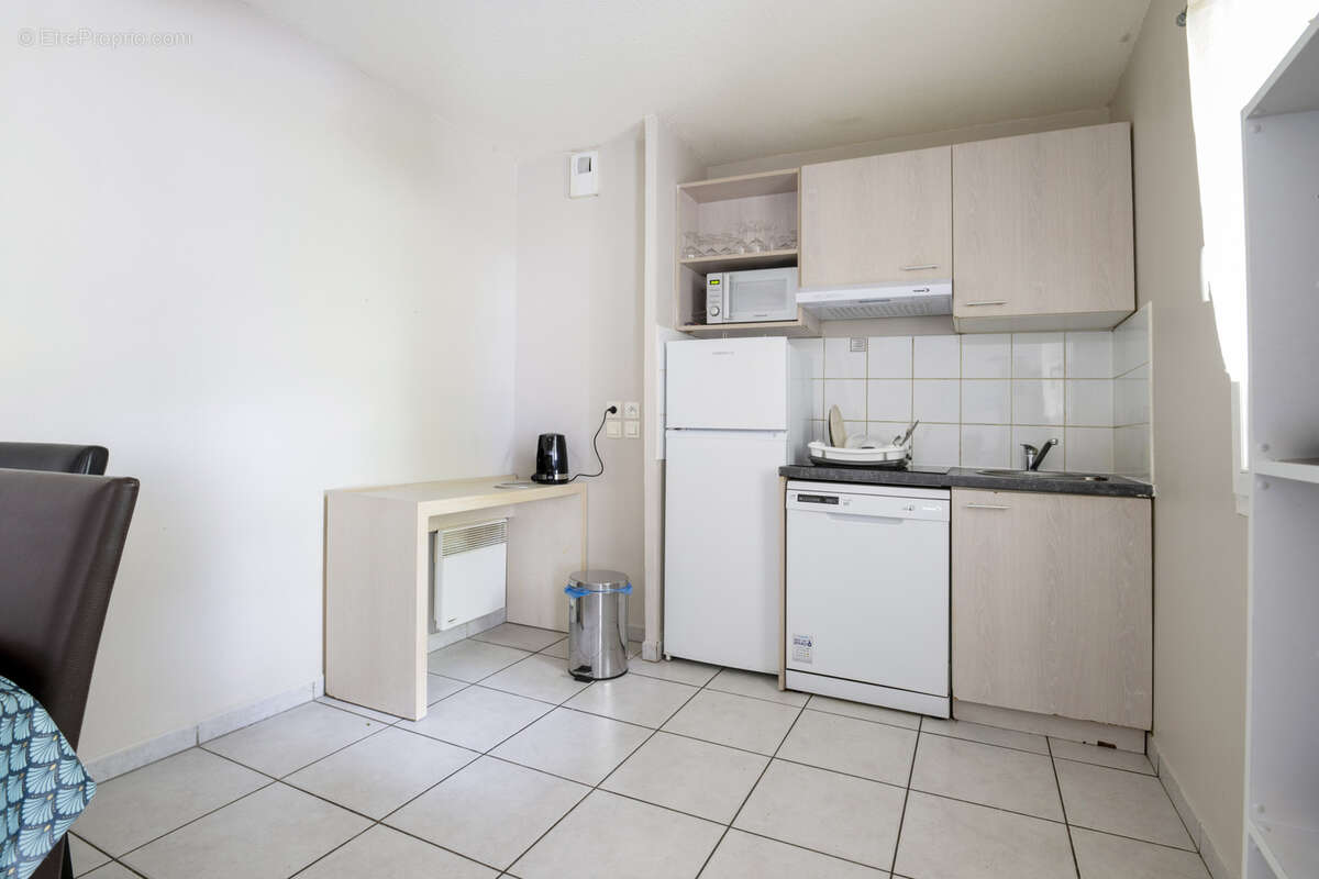 Appartement à SAINT-JEAN-D'ILLAC