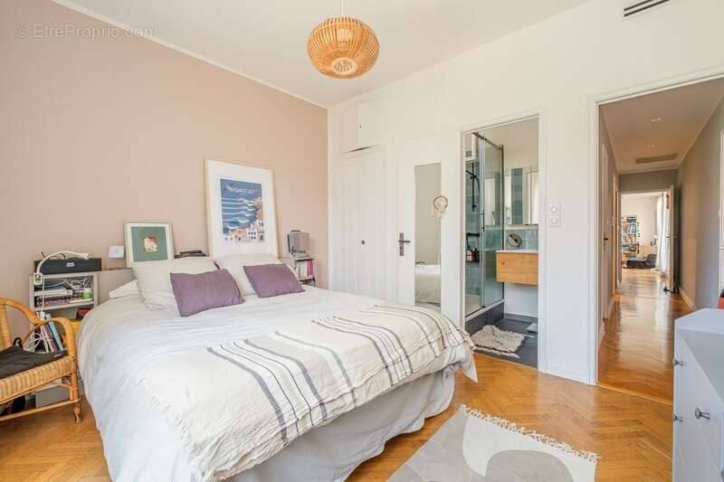 Appartement à MARSEILLE-8E