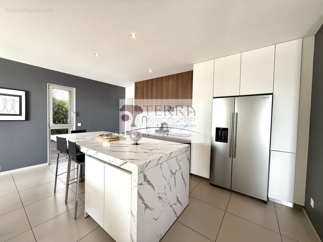 Appartement à SARI-SOLENZARA