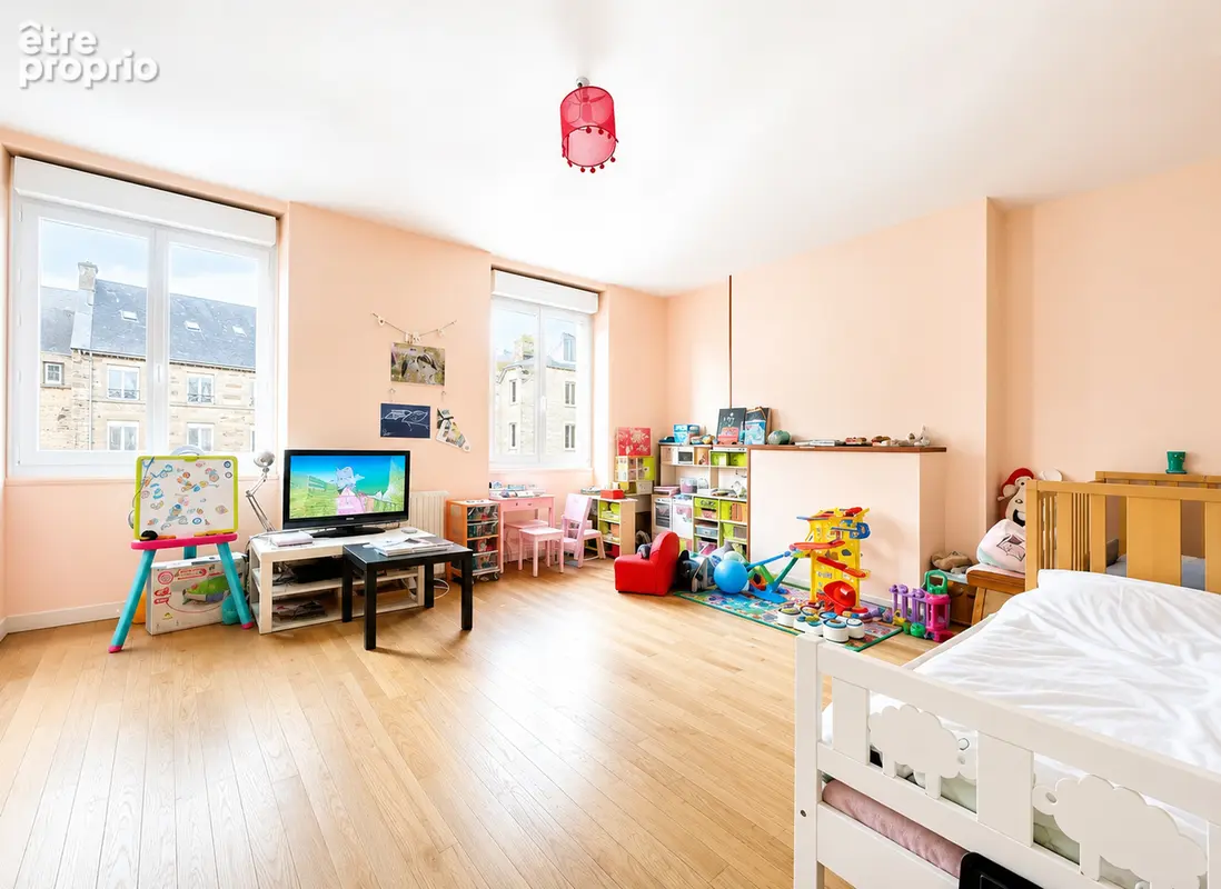 A Vendre Appartement Saint Hilaire Du Harcouet 5 pièce(s) 102 m2 - photo 3
