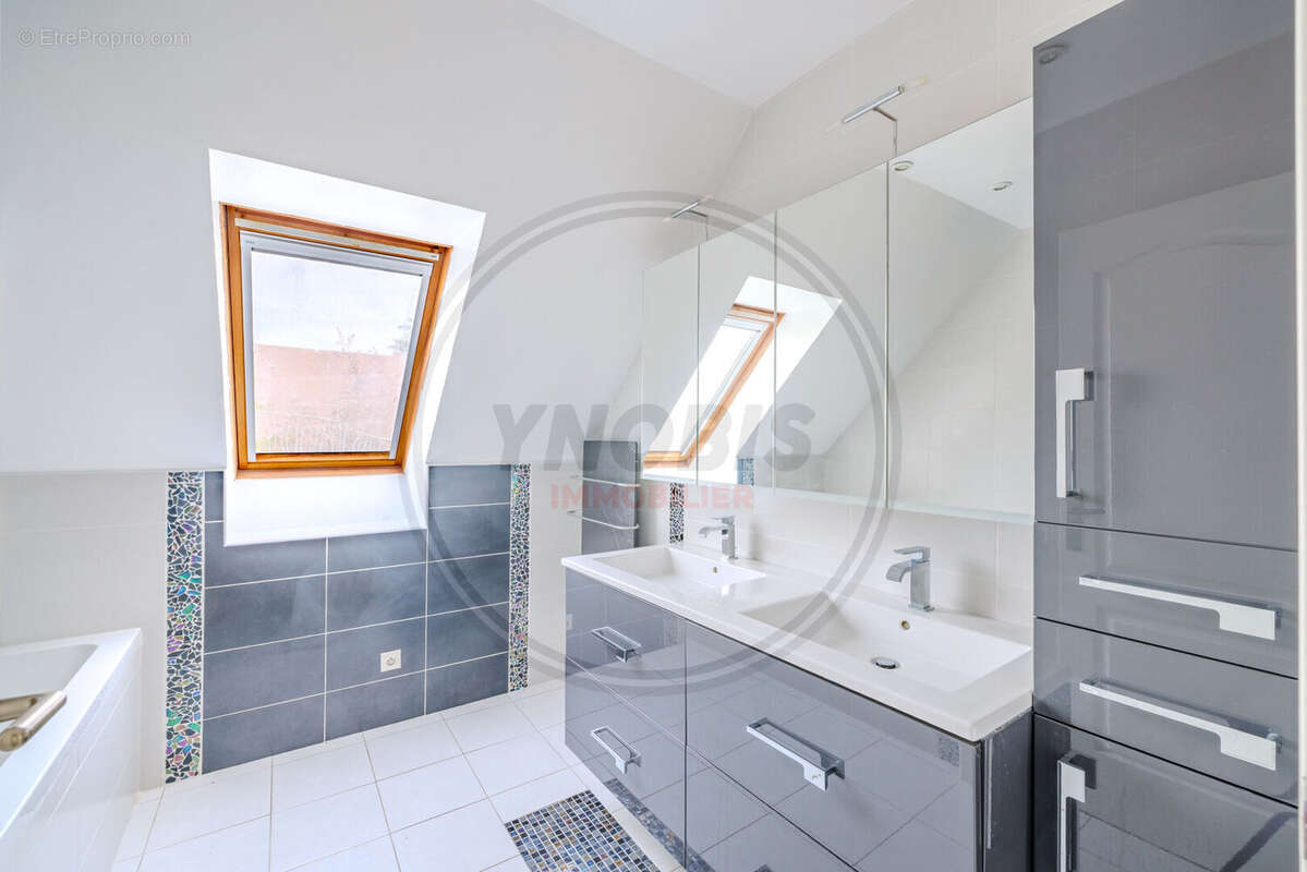 Maison  7 pièce(s) 164 m2 - photo 12