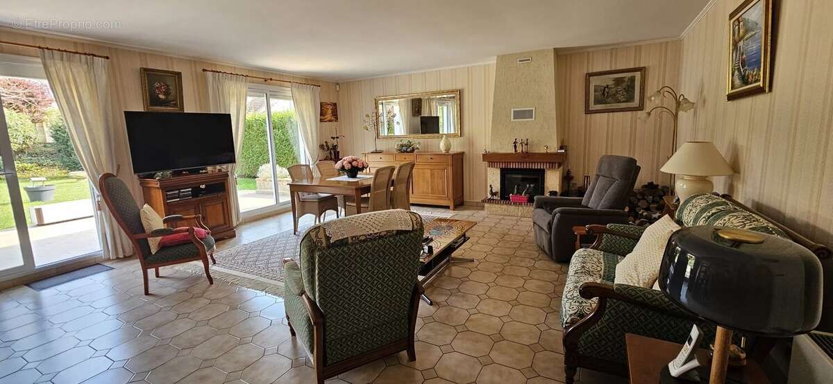 Maison à LA FERTE-ALAIS