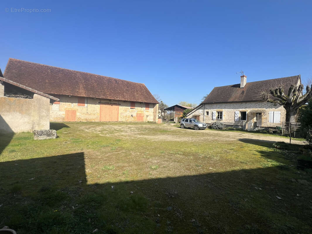 Maison à CHAMPLECY