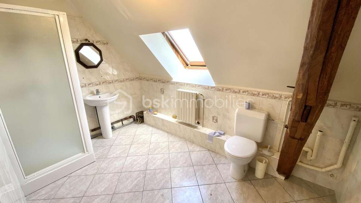 Maison à SAINT-MAURICE-AUX-RICHES-HOMMES