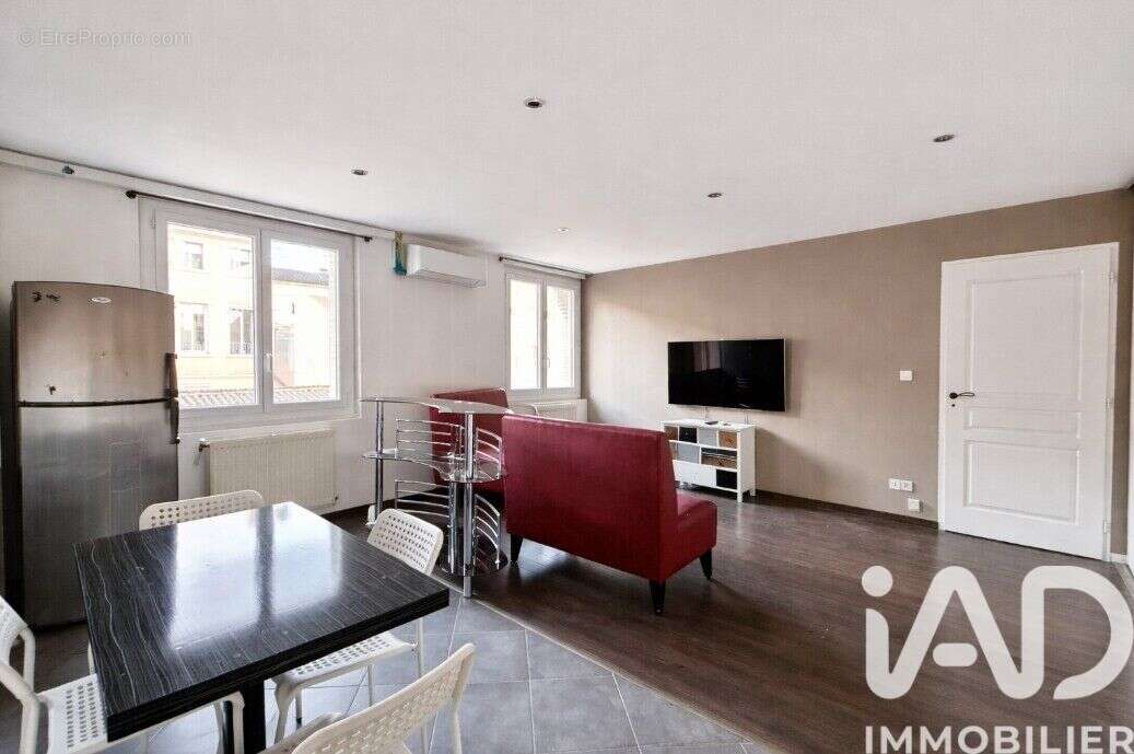 Photo 4 - Appartement à VILLEURBANNE
