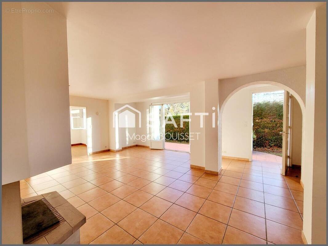 Photo 1 - Maison à VILLENEUVE-DE-RIVIERE