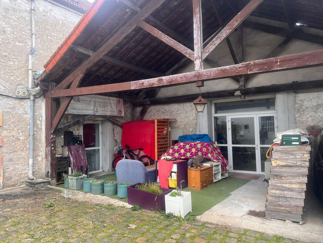 Commerce à ETAMPES