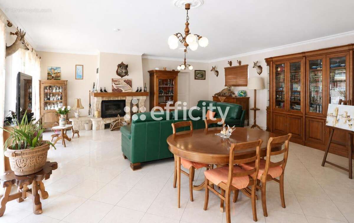 Maison 154 m² à Meschers-Sur-Gironde  - photo 4