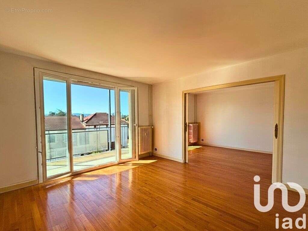 Photo 6 - Appartement à ANDREZIEUX-BOUTHEON