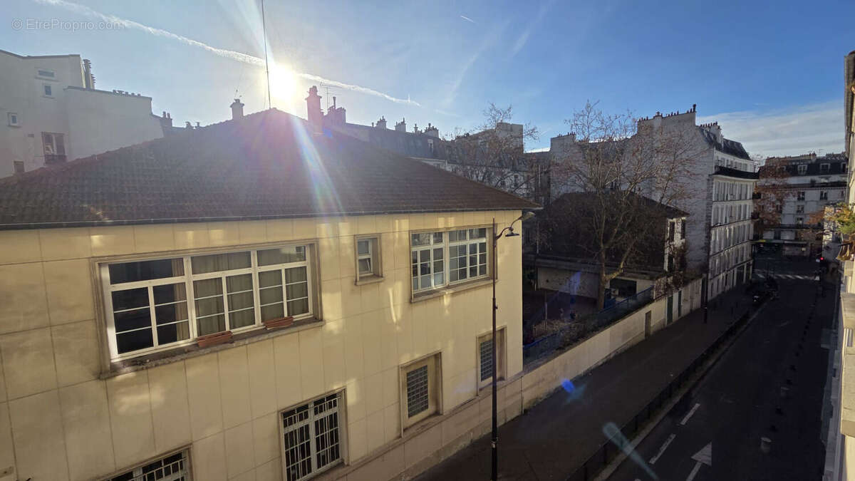 Appartement à PARIS-11E