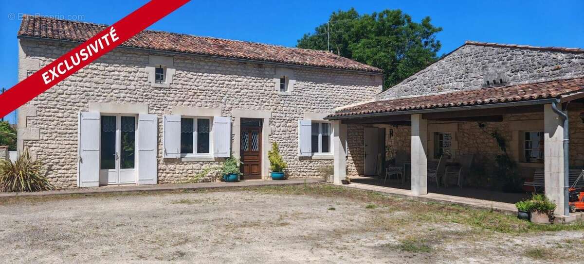 Maison à THENAC
