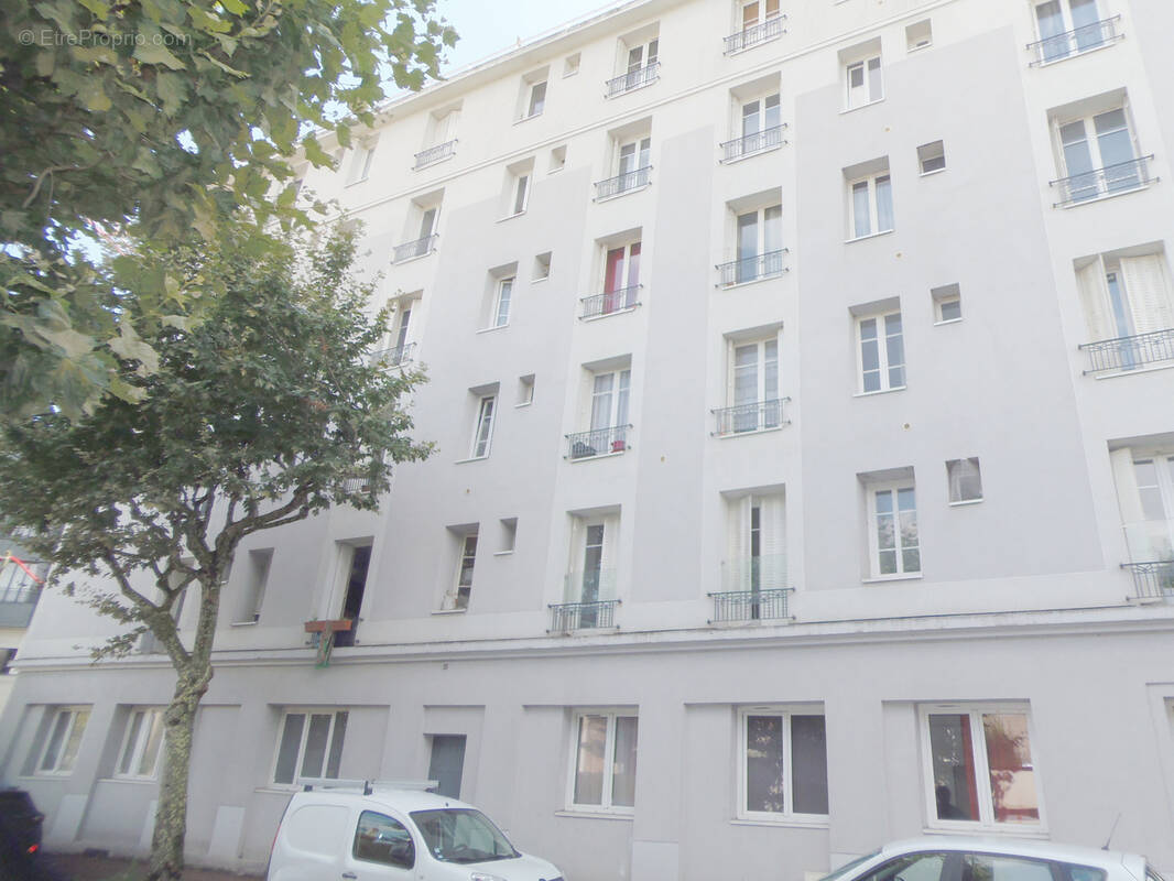 Appartement à LE PERREUX-SUR-MARNE