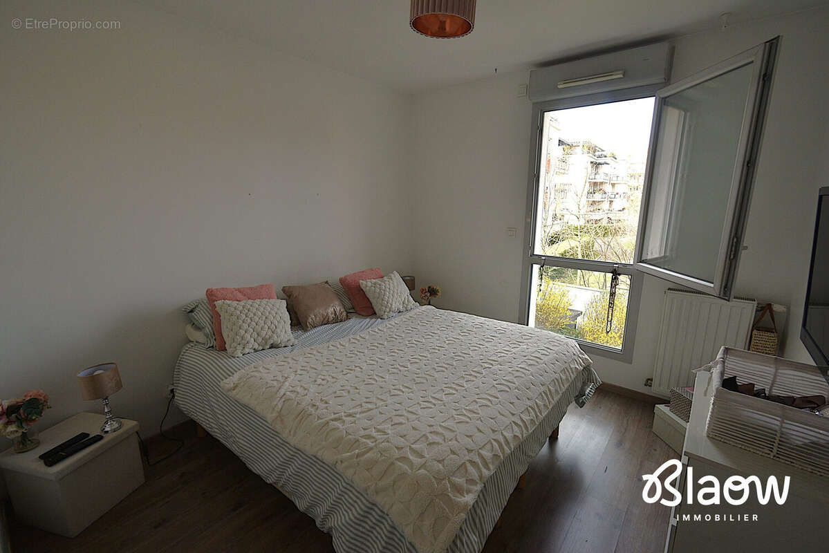Appartement à DECINES-CHARPIEU