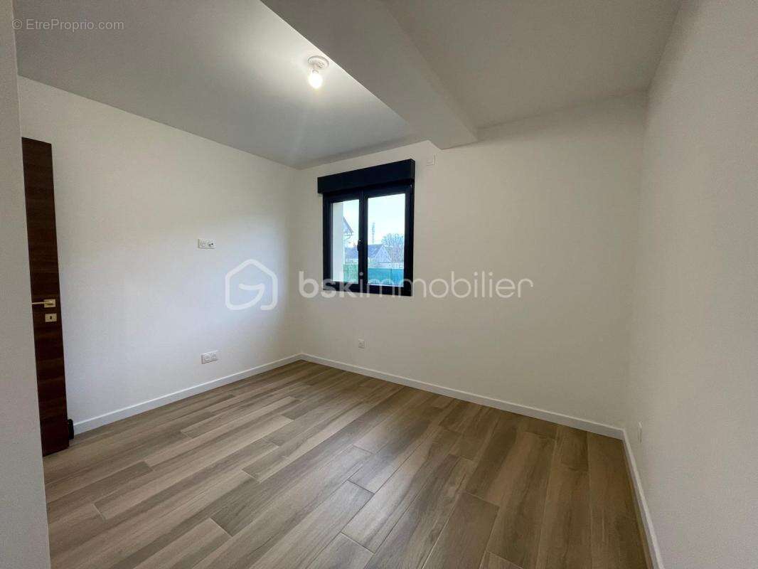 Maison à MALESHERBES