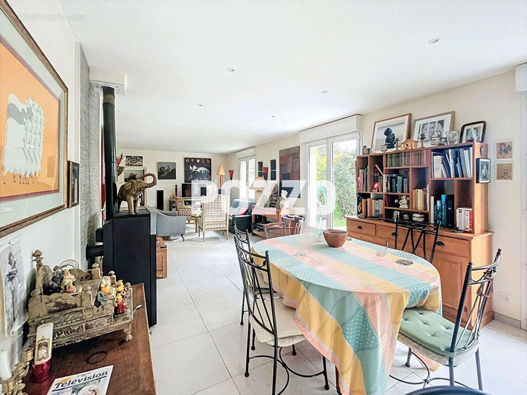 Maison à JULLOUVILLE