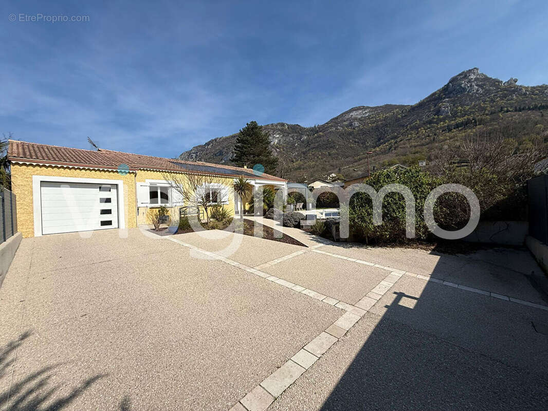 Maison à SAINT-LAURENT-EN-ROYANS