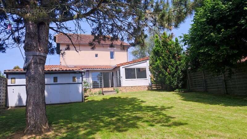 Maison à CERIZAY
