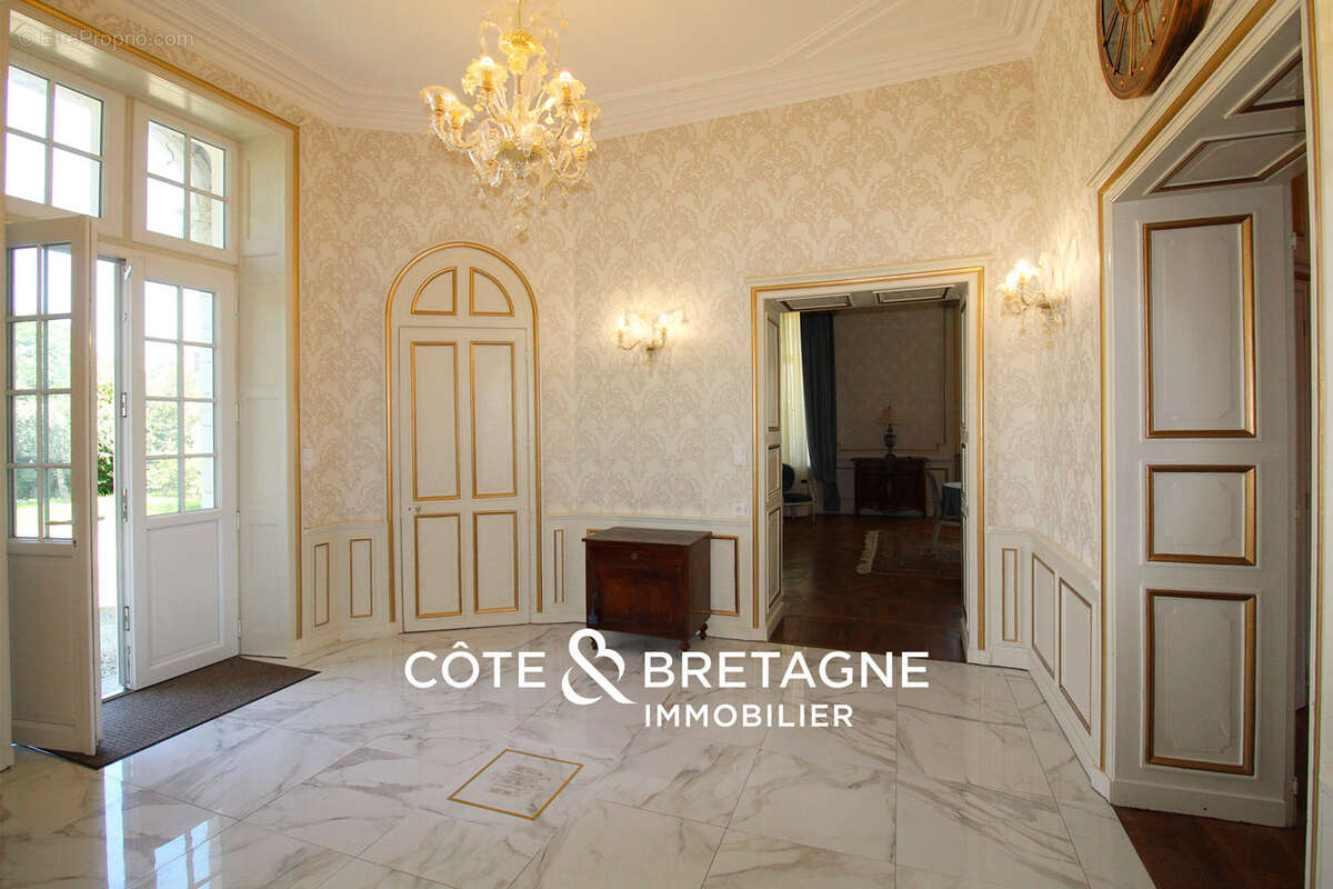 Magnifique château style Néo-Renaissance   Réf : 2025129 - photo 6