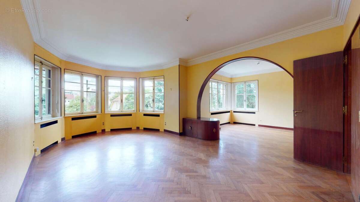 Maison bourgeoise  7 pièce(s) 180 m2 - photo 3