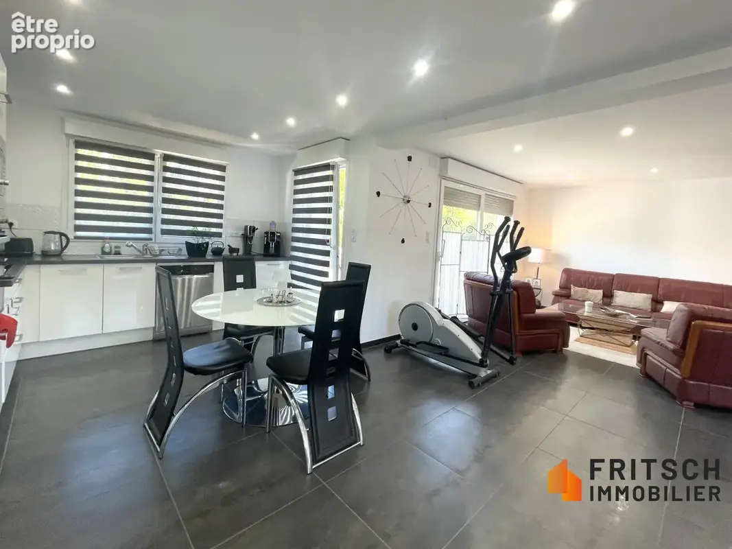Maison 5 pièces 136 m² à vendre à Mulhouse (68200) - photo 2
