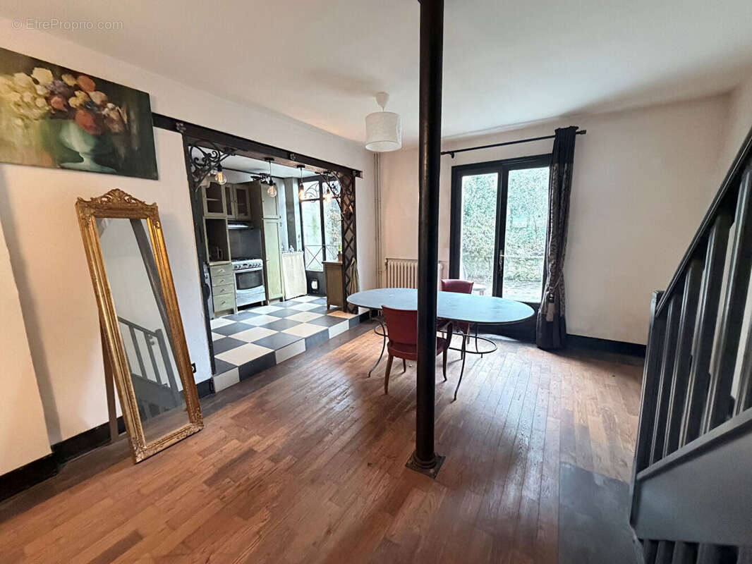 Maison à CHAMPIGNY-SUR-MARNE