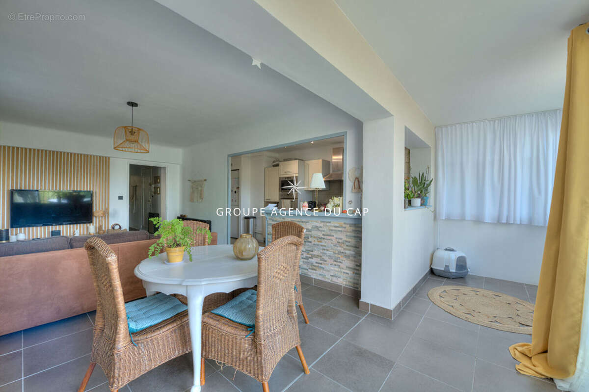 Appartement à SAINT-RAPHAEL