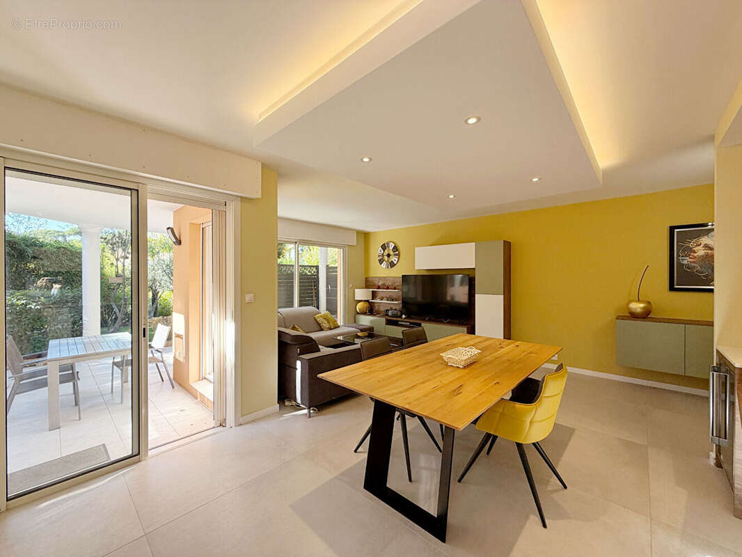 Appartement à LE PRADET