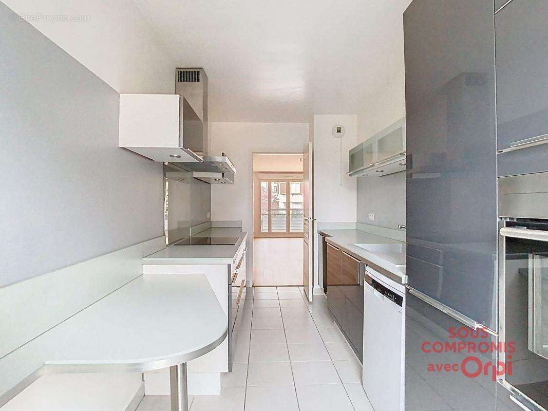 Appartement à ISSY-LES-MOULINEAUX