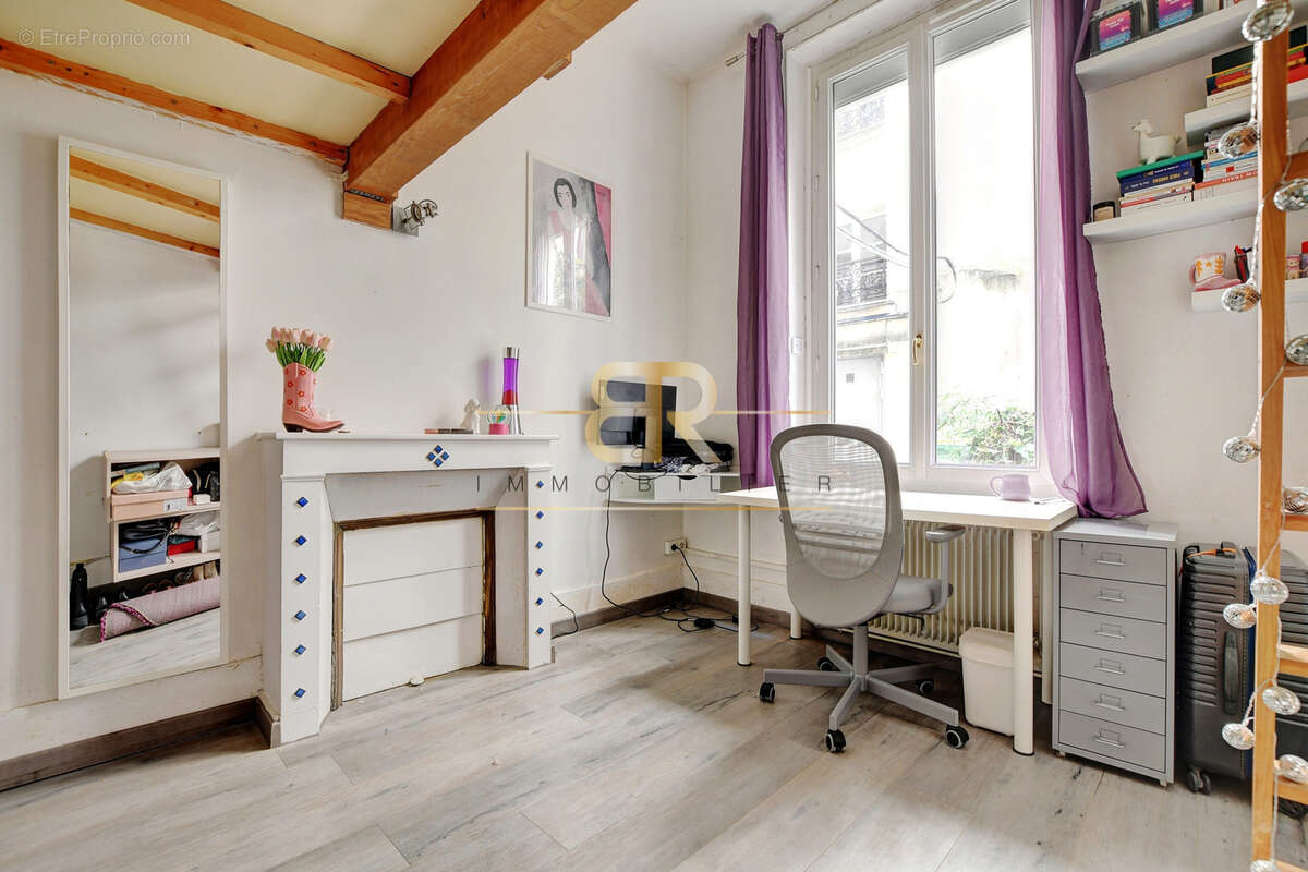 Appartement à PARIS-12E