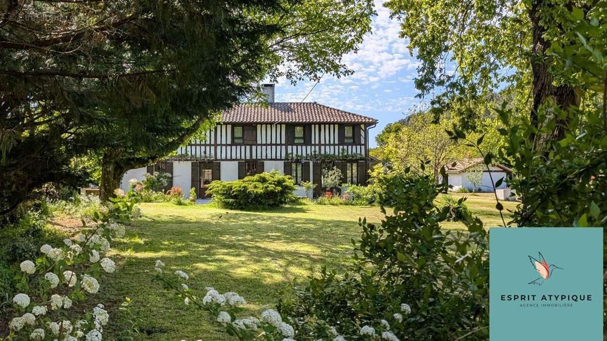 Maison à PARENTIS-EN-BORN