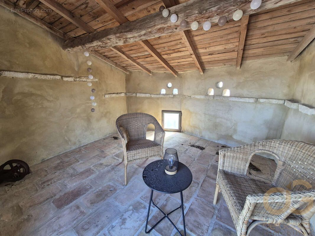 Maison à AIGUES-VIVES