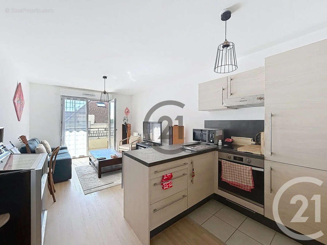 Appartement 42 m² à Montereau-Fault-Yonne  - photo 4