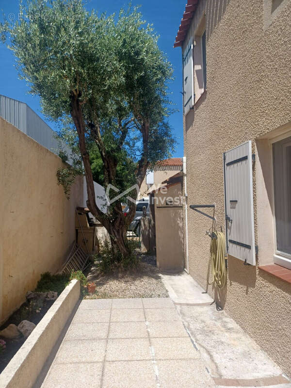 Maison 85 m² à Marseille-10e  - photo 2