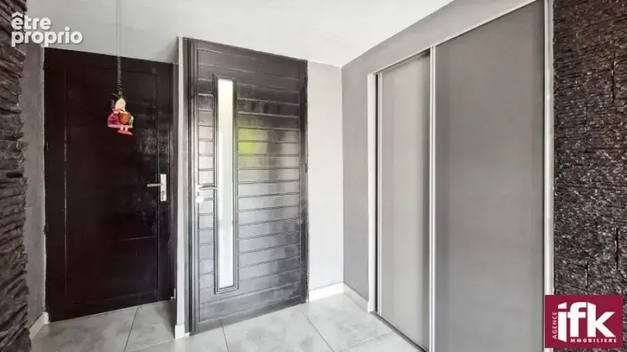 Horbourg-Wihr : Maison de 156 m² avec gîte indépendant, jardin et garage - photo 6