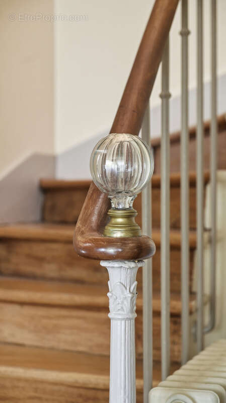 Maison à FONTAINEBLEAU