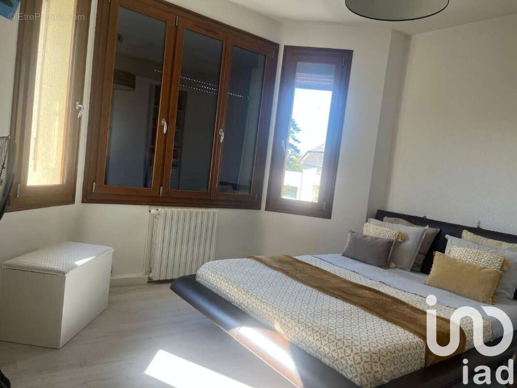 Photo 7 - Maison à TRUYES