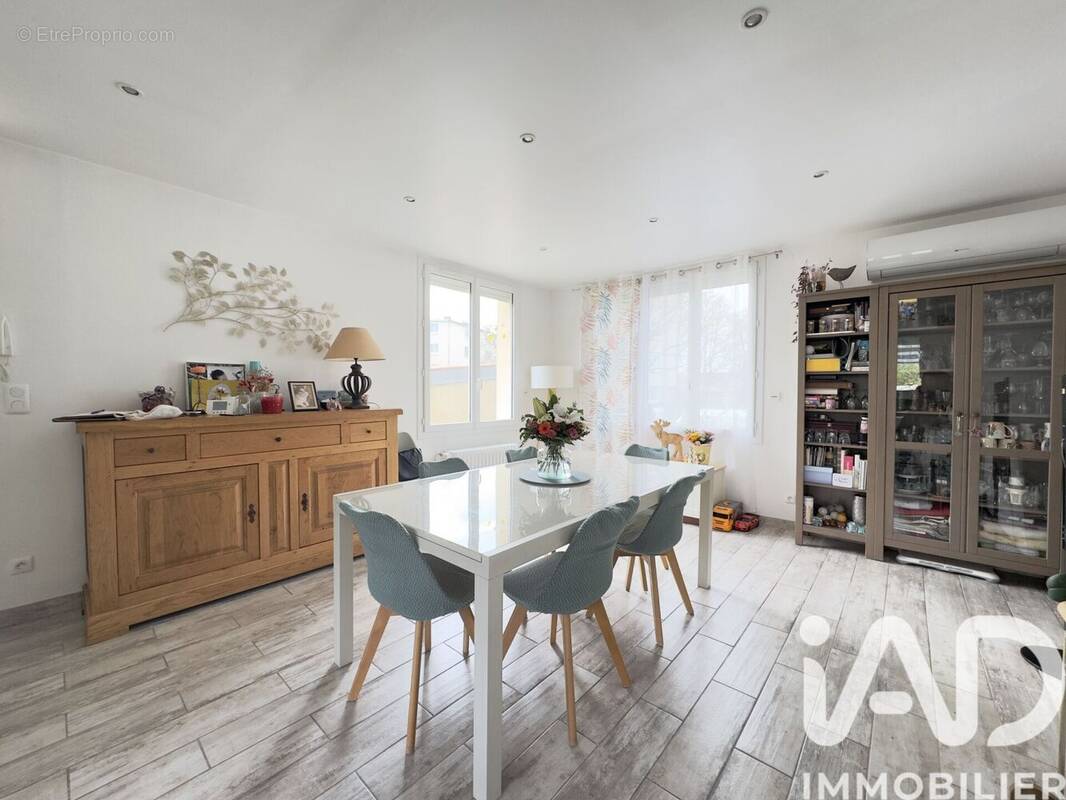 Photo 1 - Maison à LA ROCHETTE