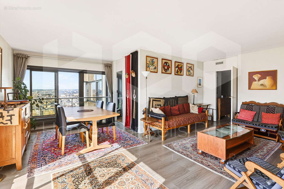 Appartement à PARIS-15E