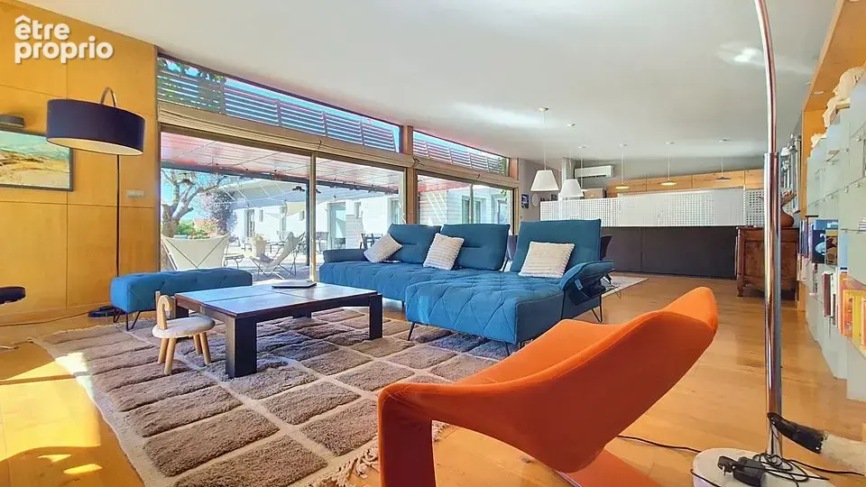 VIC-LE-FESQ   Magnifique villa contemporaine de plain-pied T5 d’environ 195 m2 avec piscine à débordement. - photo 12