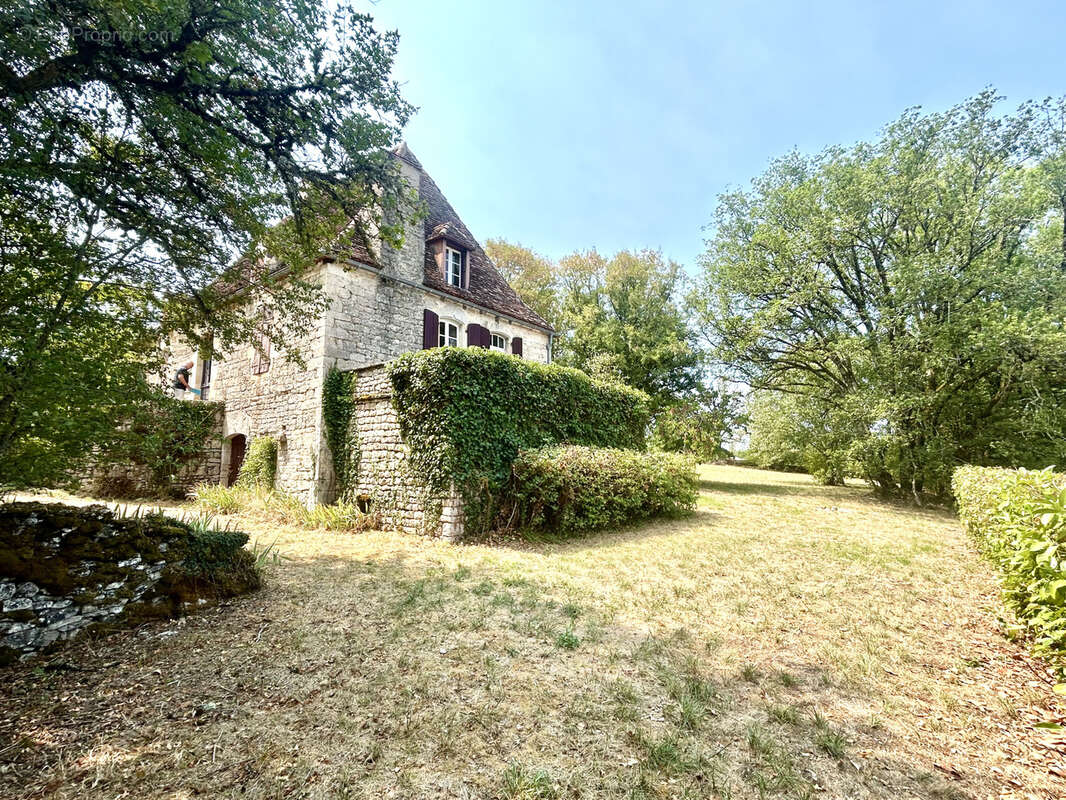 Superbe ensemble en pierre avec une vue exceptionnelle - photo 24