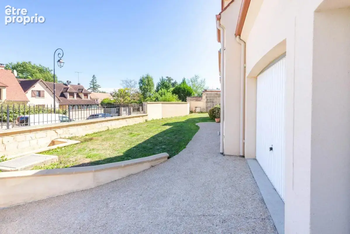 Maison de 7 pièces de 140 m² à Ronquerolles - photo 23