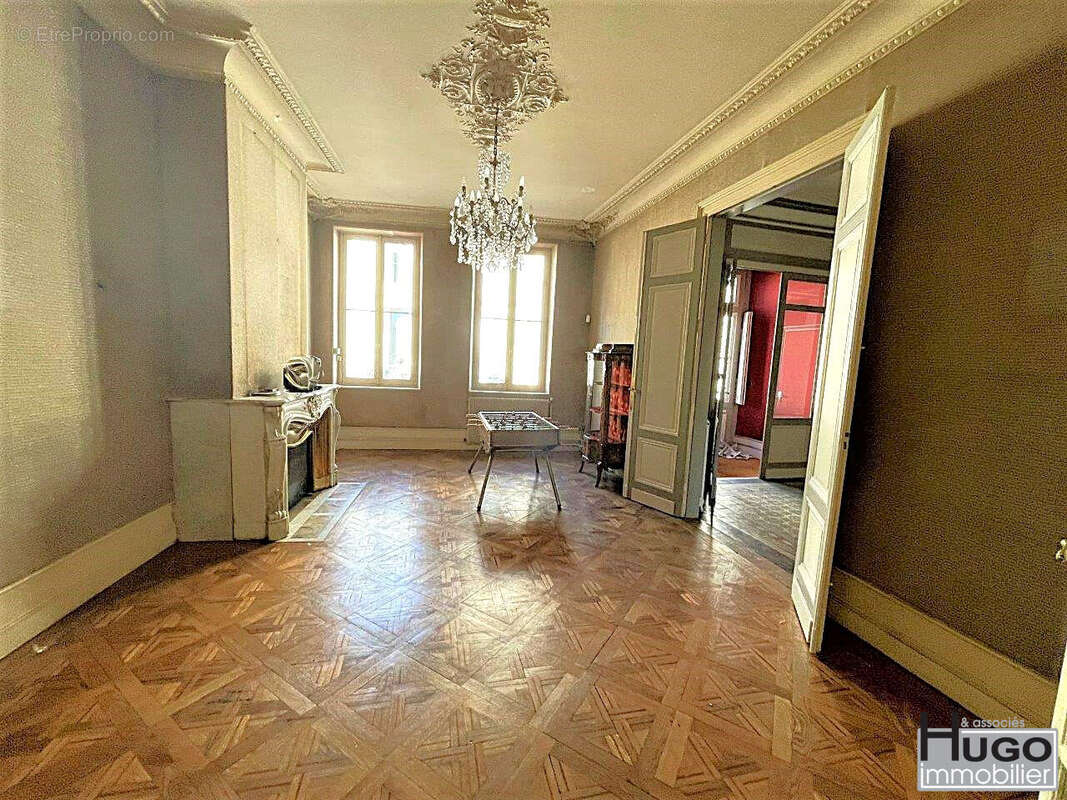 Bordeaux - croix de seguey - hotel particulier 485m² avec jardin 250m² et 2 parkings !!! - photo 3
