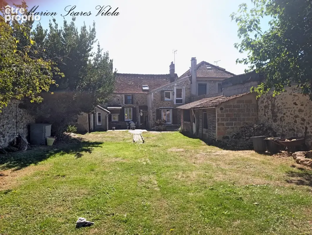 Ozouer-le-voulgis – du charme, de beaux volumes, 4 chambres et un jardin - photo 6