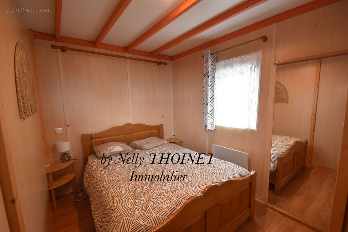 Maison à BESSE-ET-SAINT-ANASTAISE