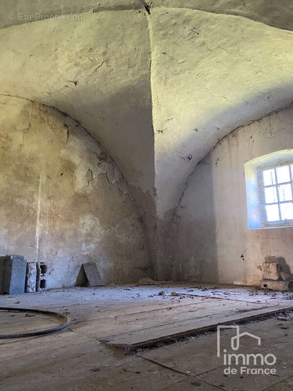 Maison à MONTAGNA-LE-TEMPLIER