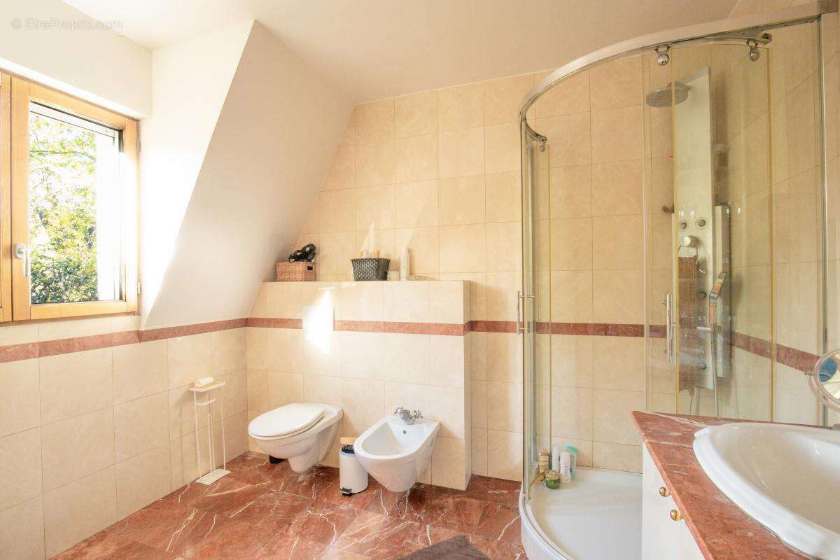 Maison à RUEIL-MALMAISON