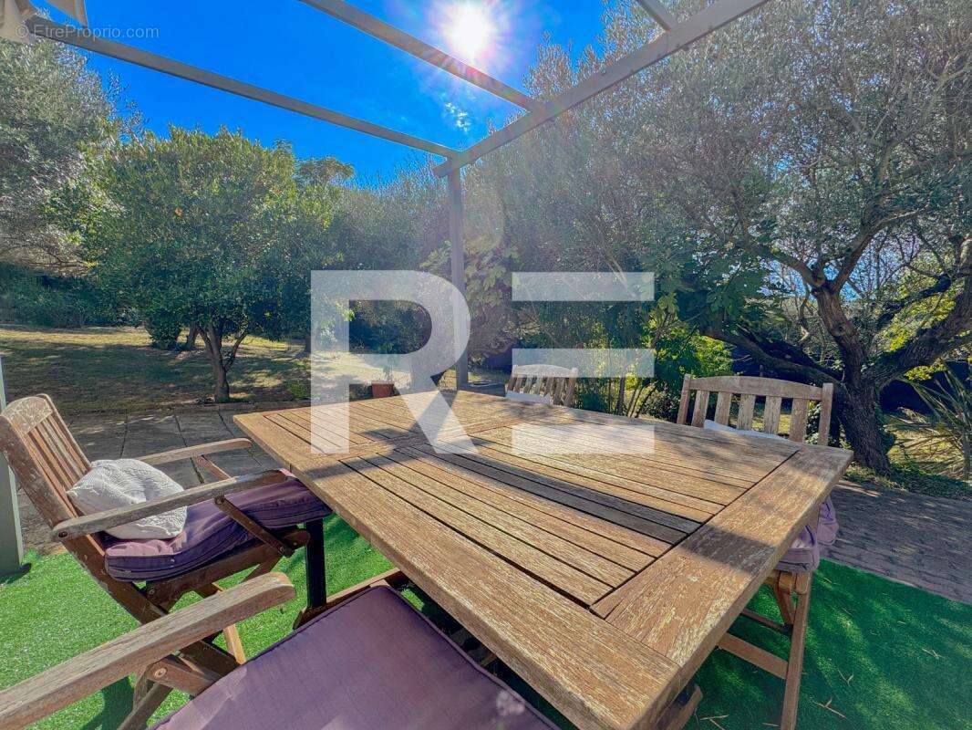 Maison à SAINT-GILLES