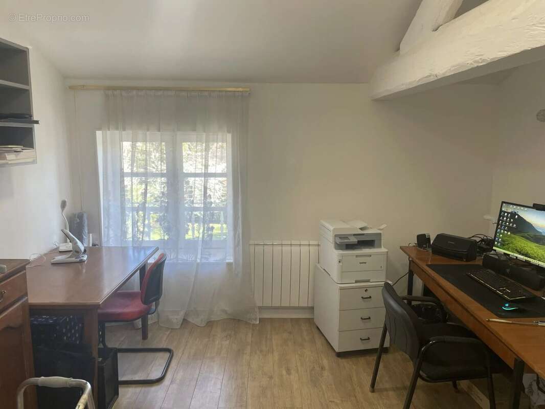 Appartement à CHARNAY-LES-MACON