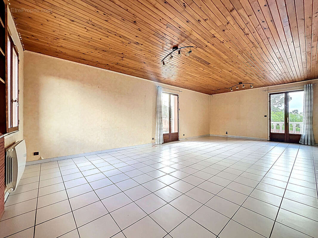 Maison à SAINT-ORENS-DE-GAMEVILLE